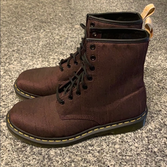 dr martens burgundy 1460 8 eye boot boots